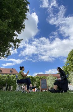 Performance mit Farzane Vaziritabar