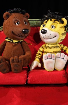 Bär_Tiger_Sofa_5810