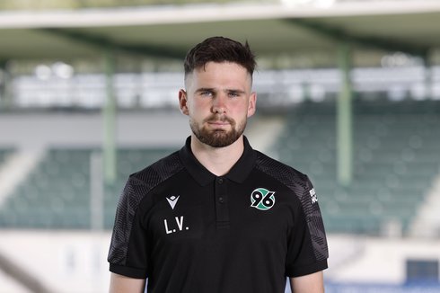Porträtfoto U14-Trainer Lasse Voges